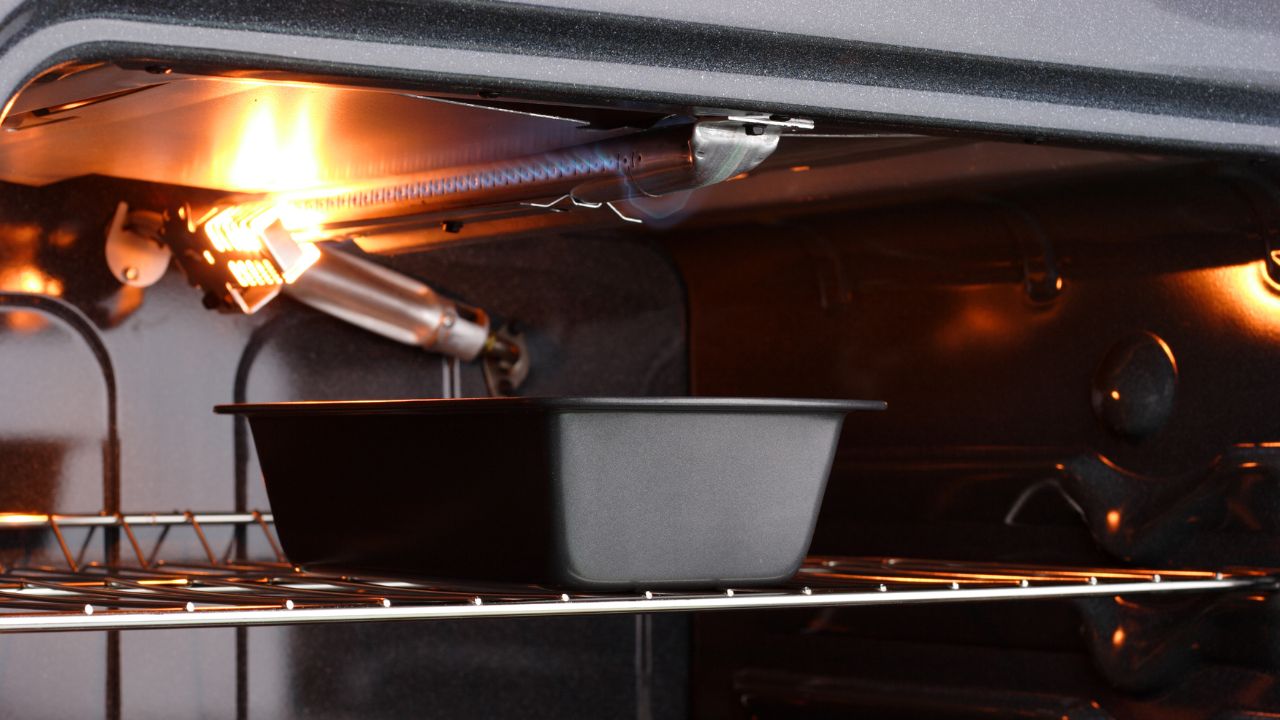 can you use steam table pans in the oven