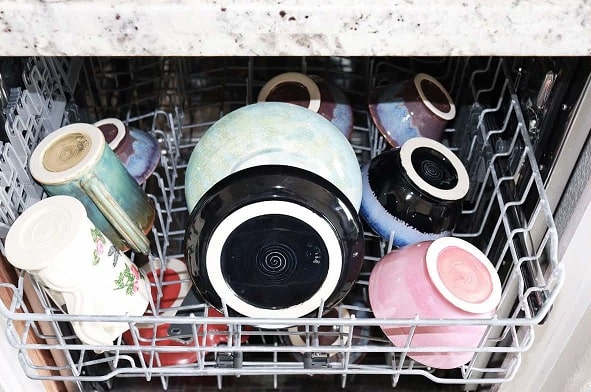 is stoneware dishwasher safe